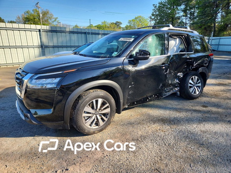 Nissan Pathfinder 2025 - Image 1 of 13