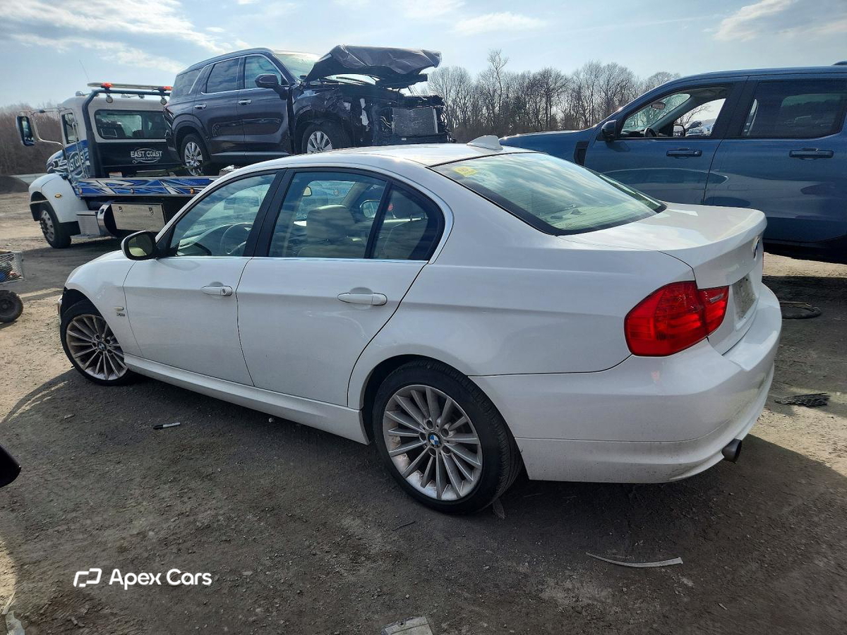 BMW Series 3 2011
