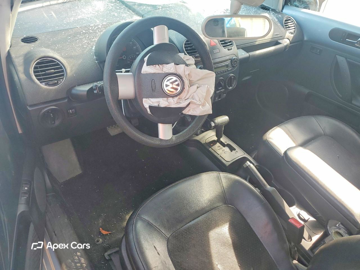 Volkswagen Beetle 2010