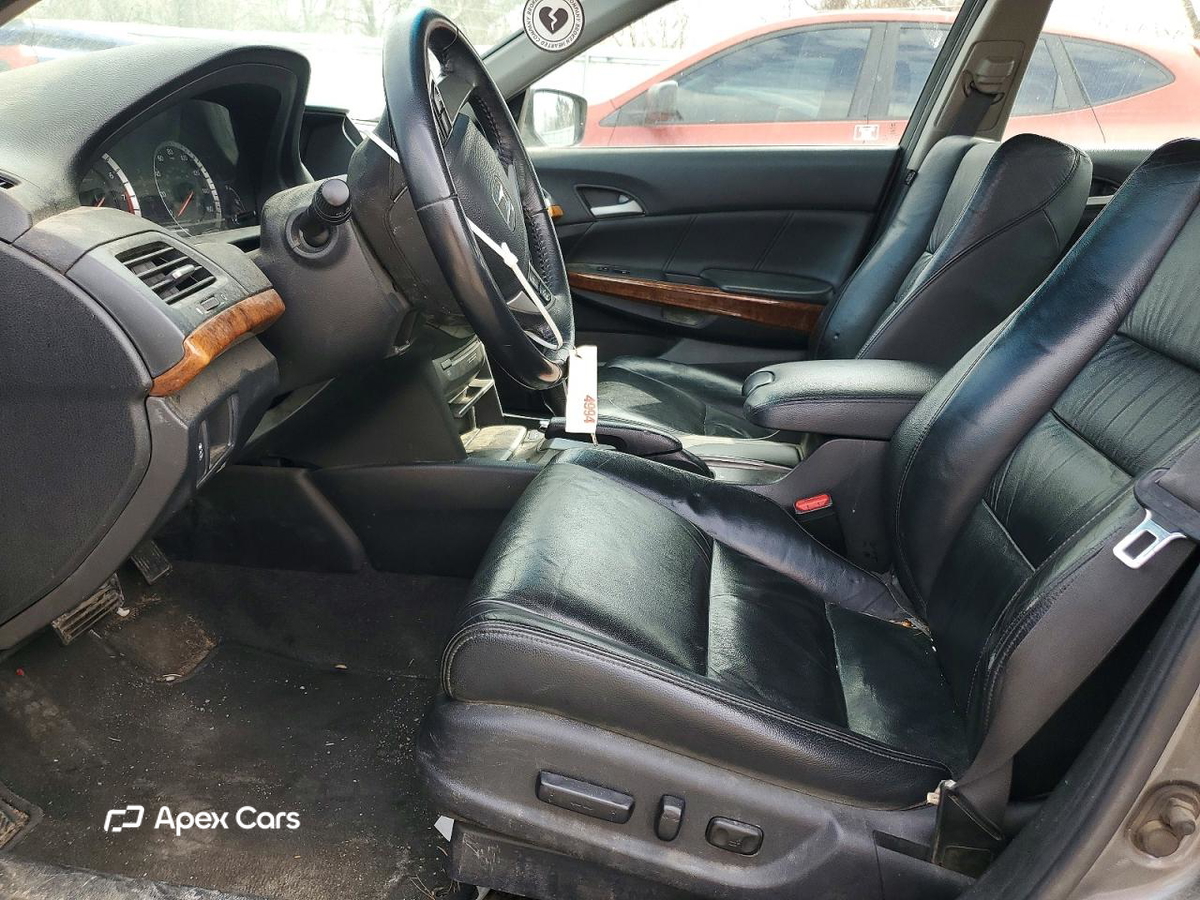 Honda Accord 2011