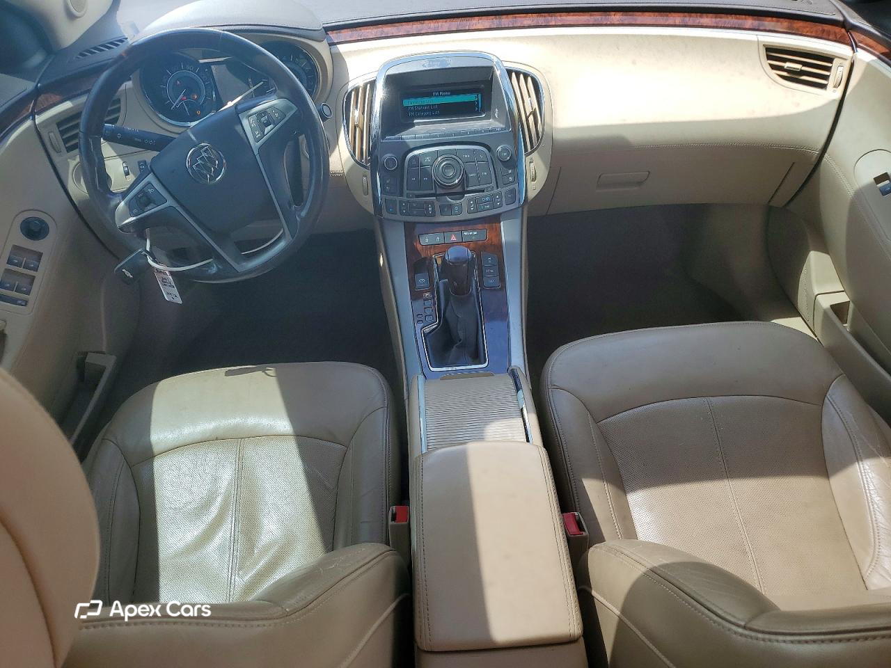 Buick LaCrosse 2011