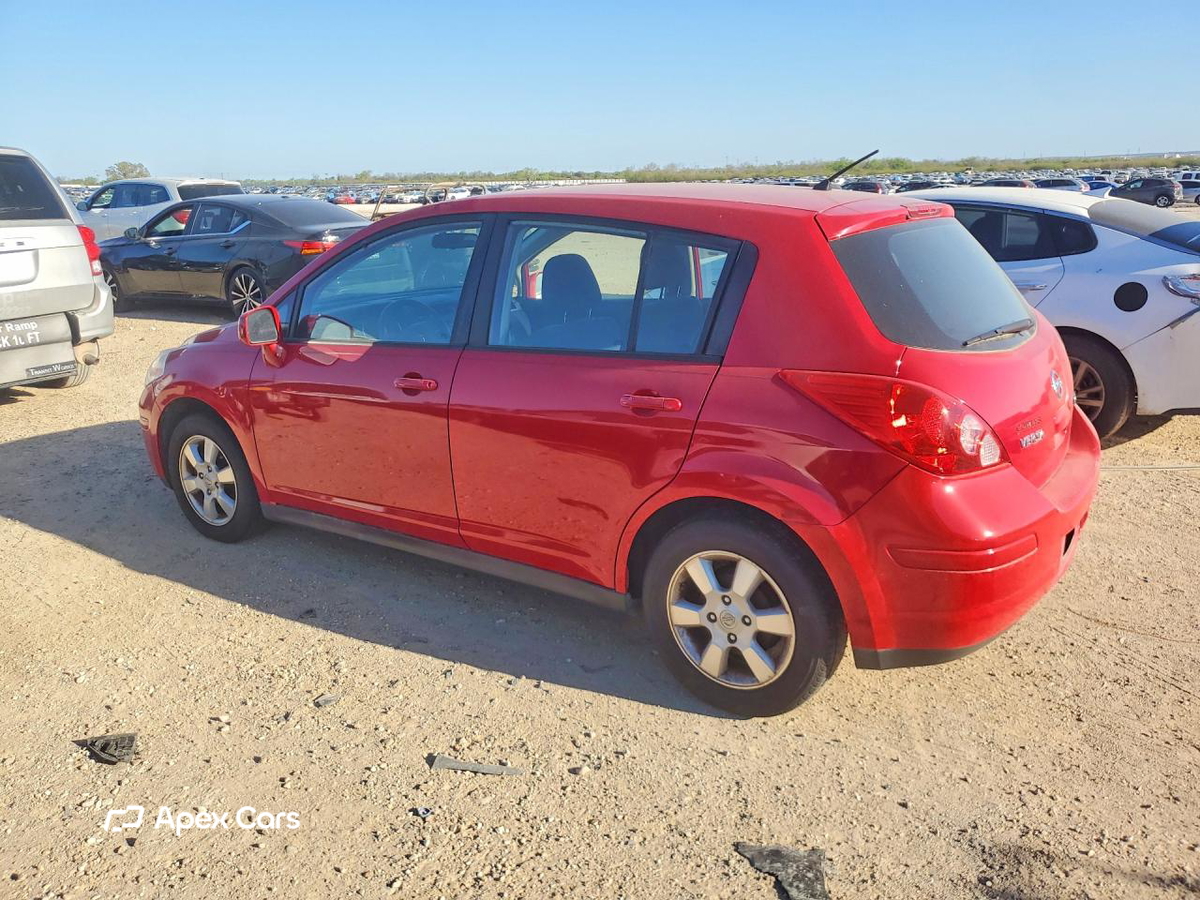 Nissan Versa 2012