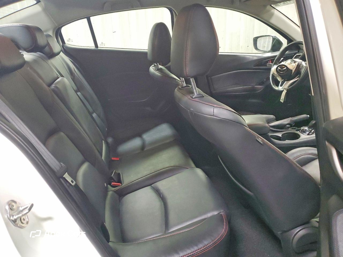 Mazda 3 2016