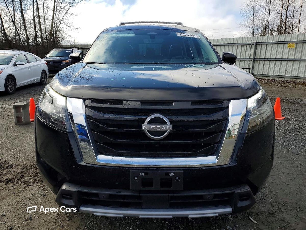 Nissan Pathfinder 2025