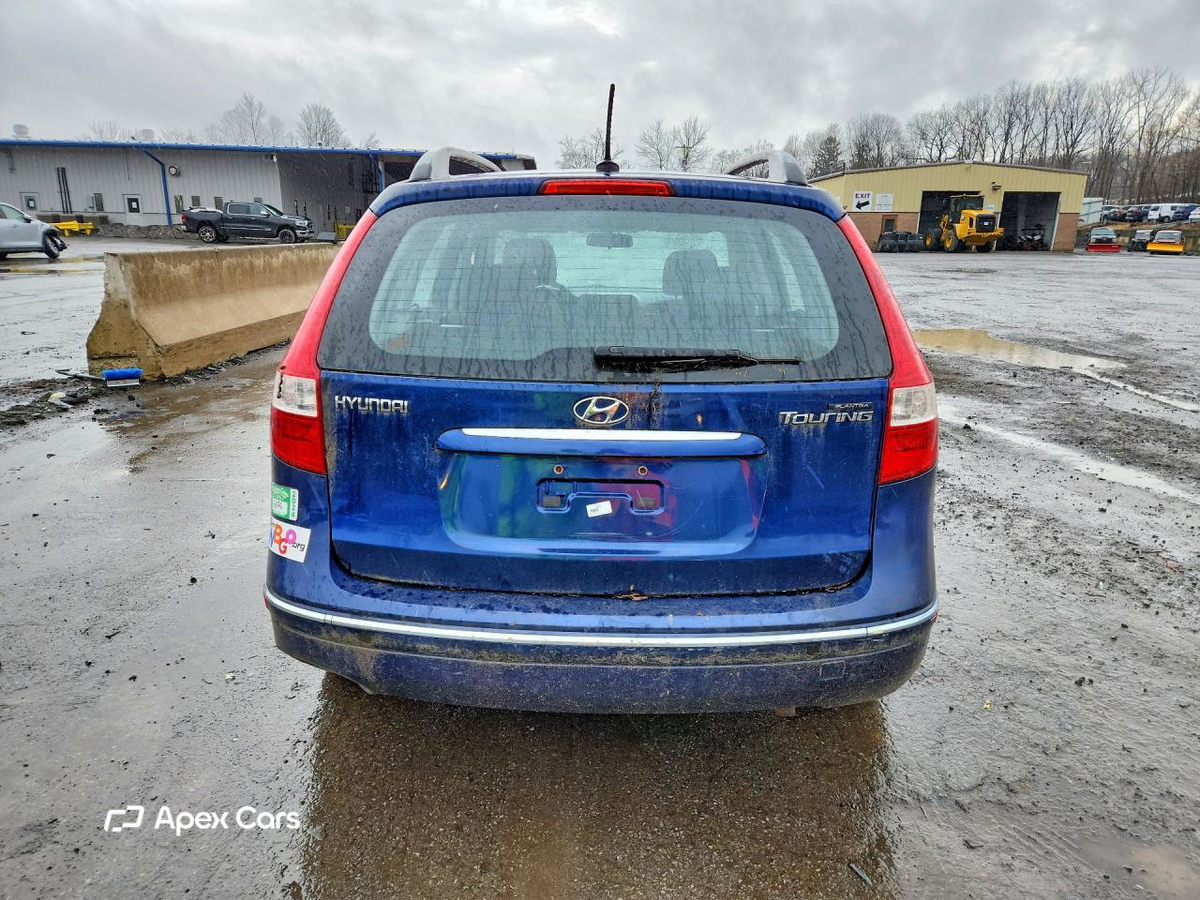 Hyundai Elantra 2012
