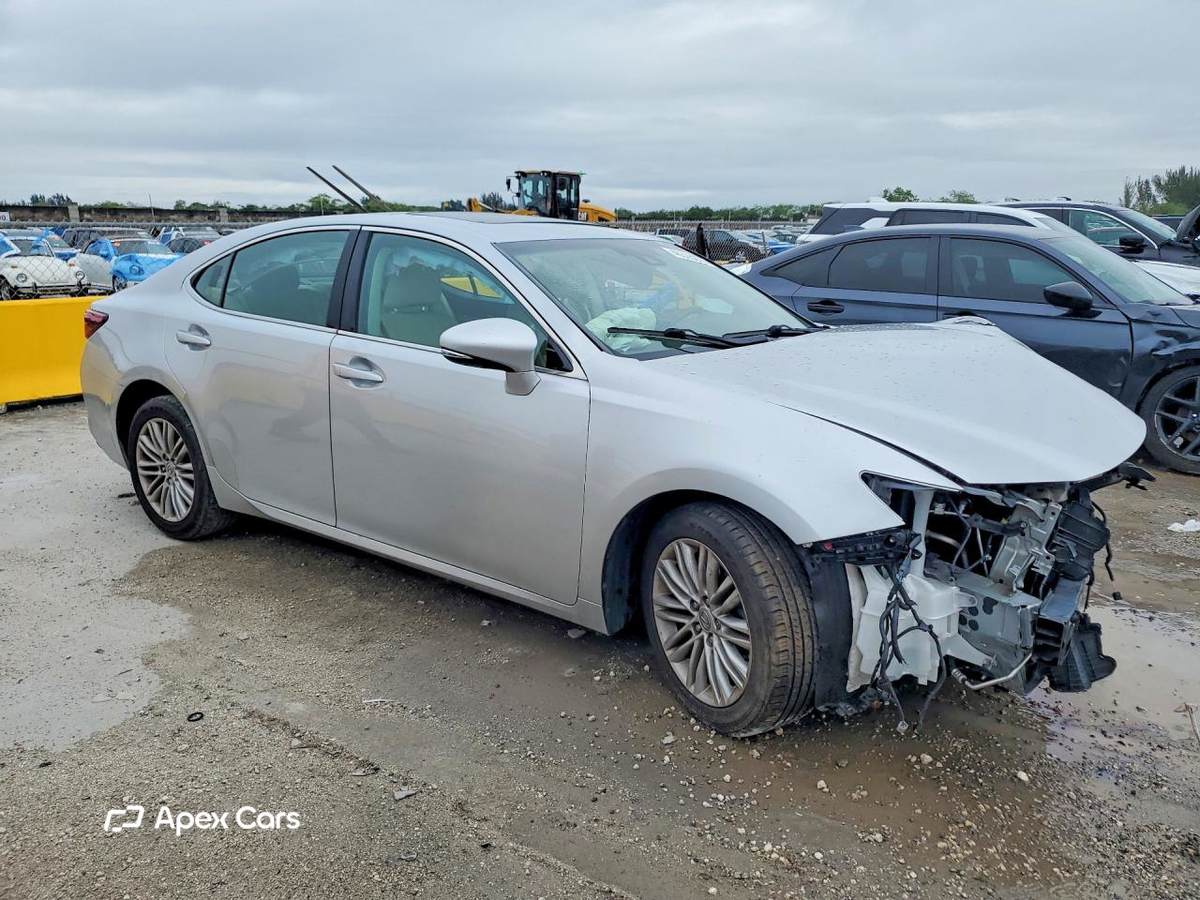 Lexus ES 2017