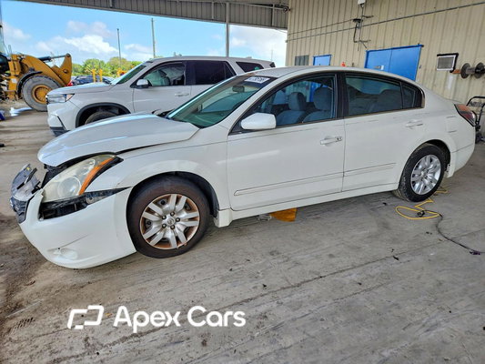 Nissan Altima 2011 - Image 1 of 12