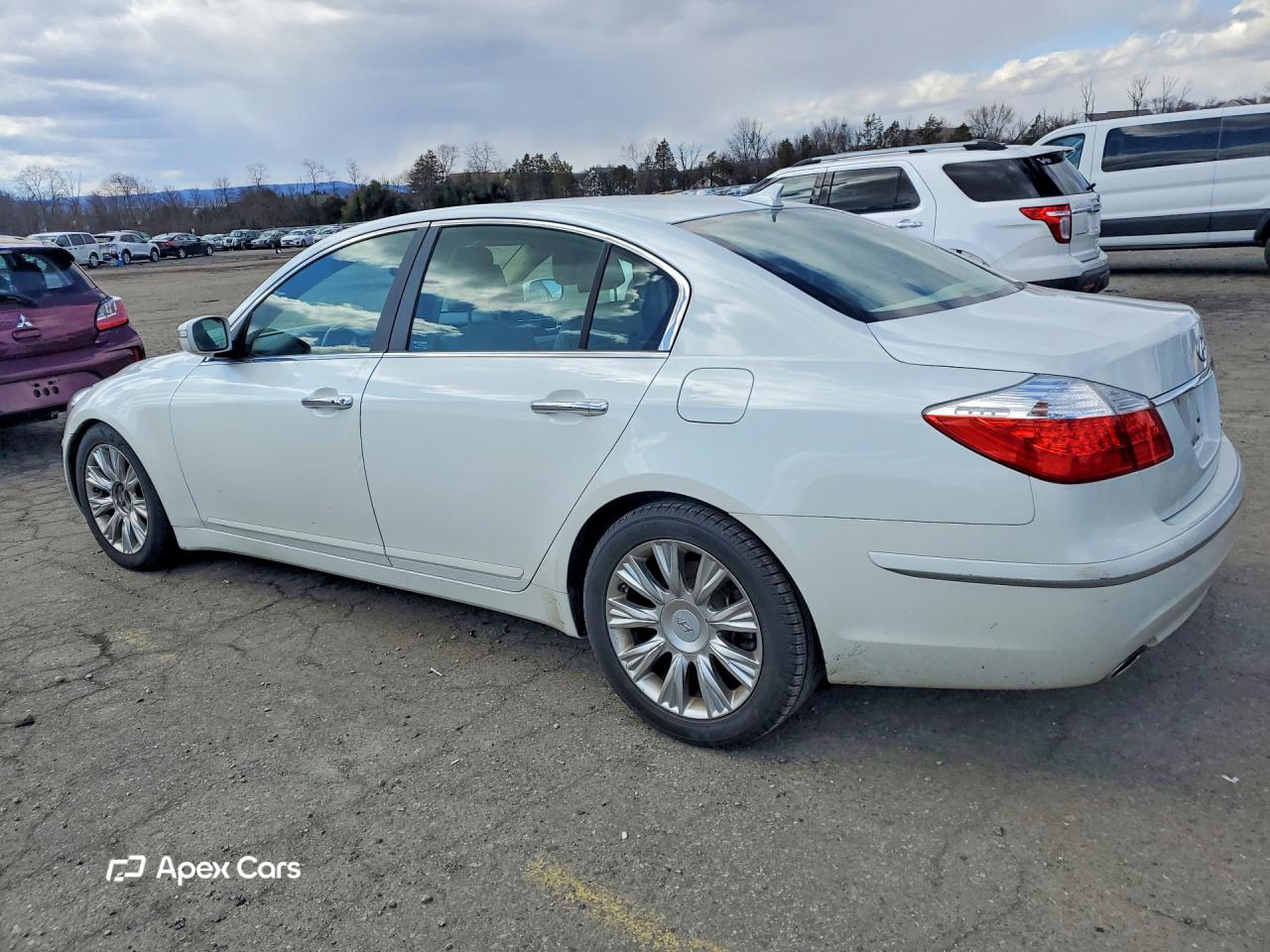Hyundai Genesis 2010