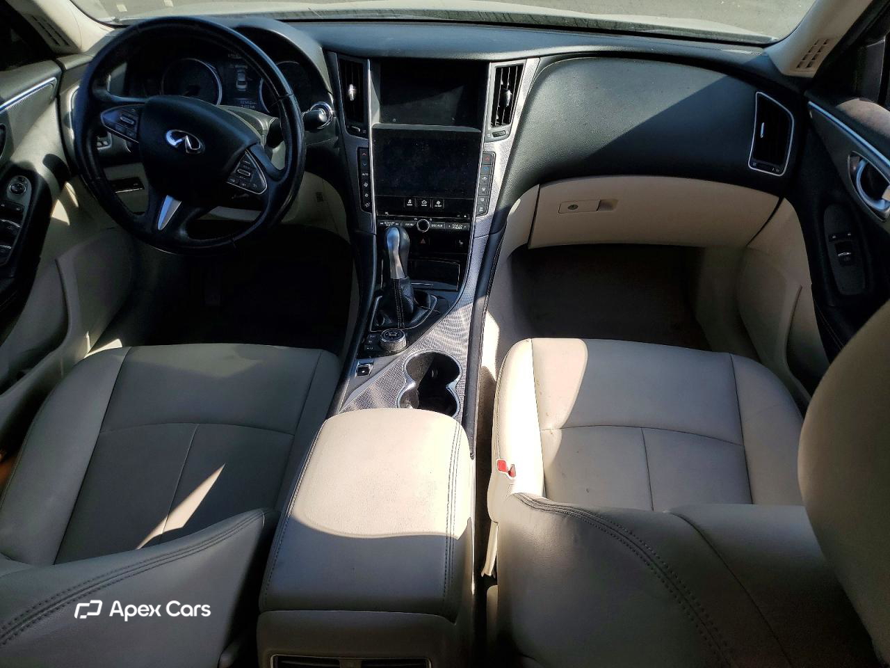 Infiniti Q50 2015