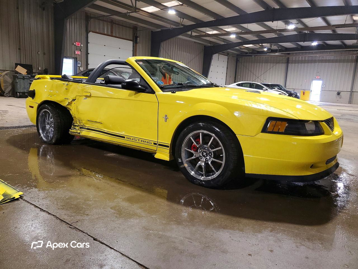 Ford Mustang 2001