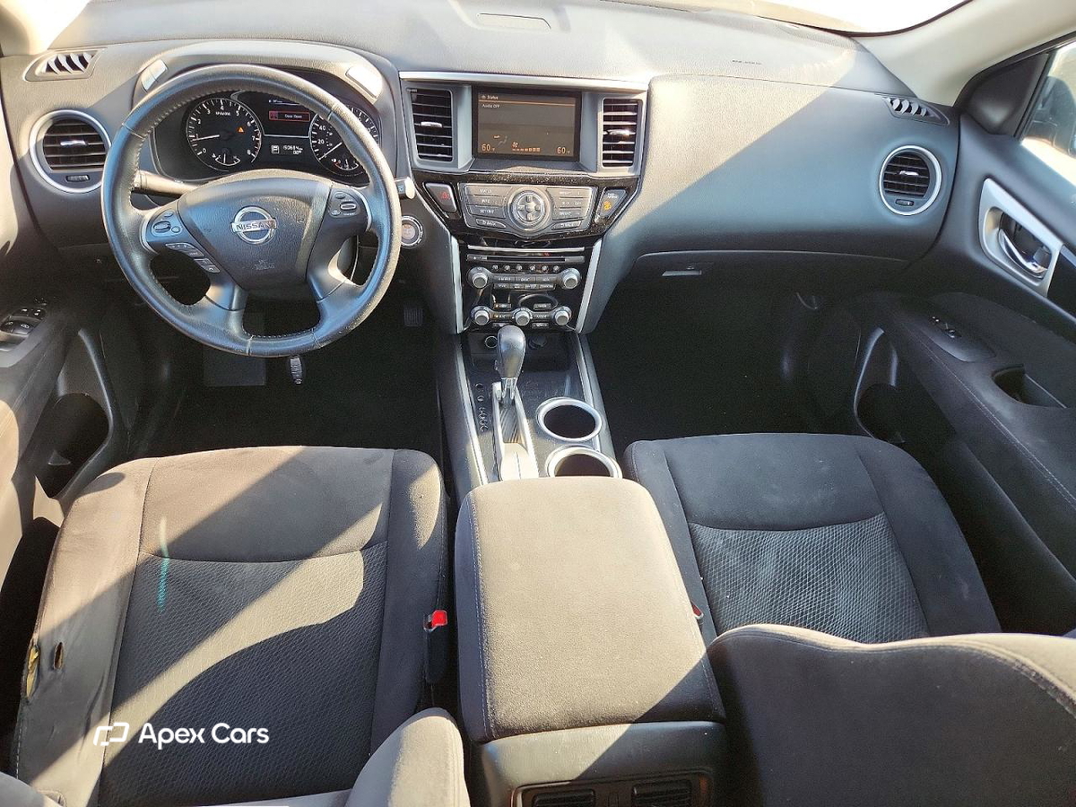 Nissan Pathfinder 2014