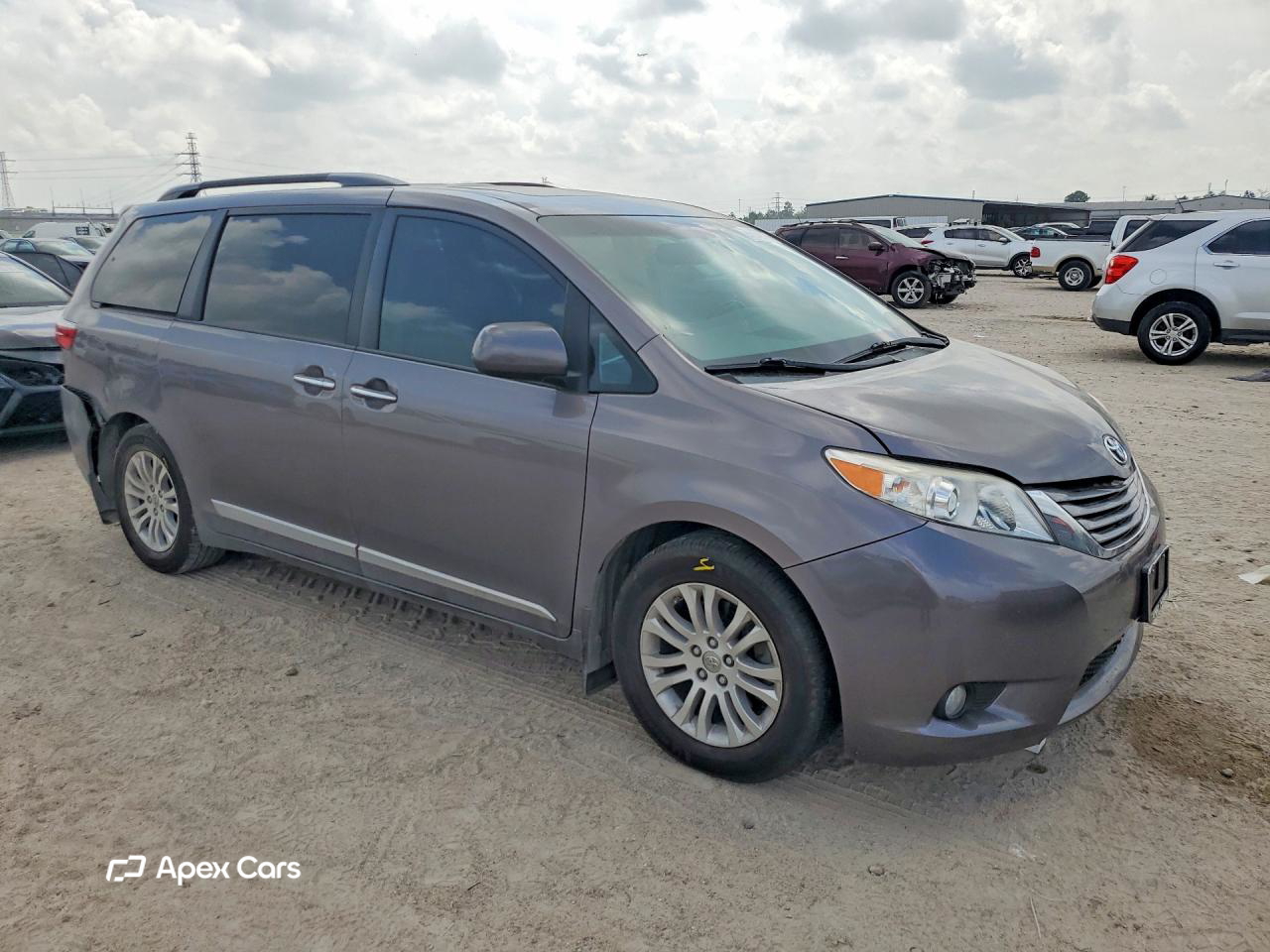 Toyota Sienna 2016