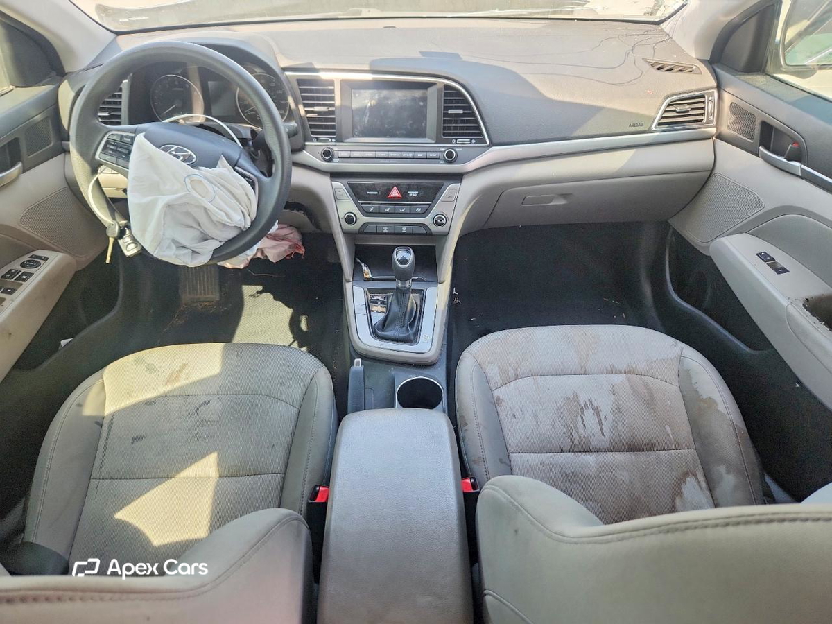 Hyundai Elantra 2017