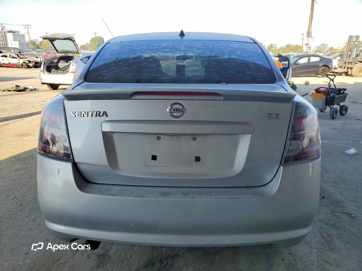 Nissan Sentra 2011