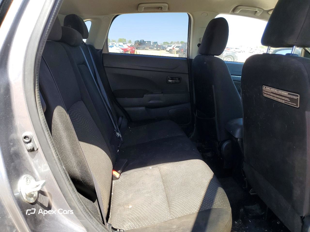 Mitsubishi Outlander 2016