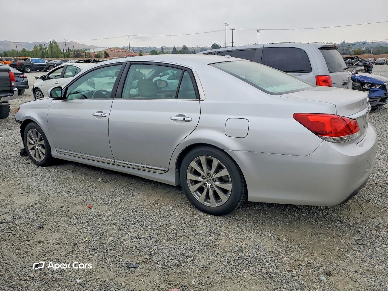 Toyota Avalon 2011