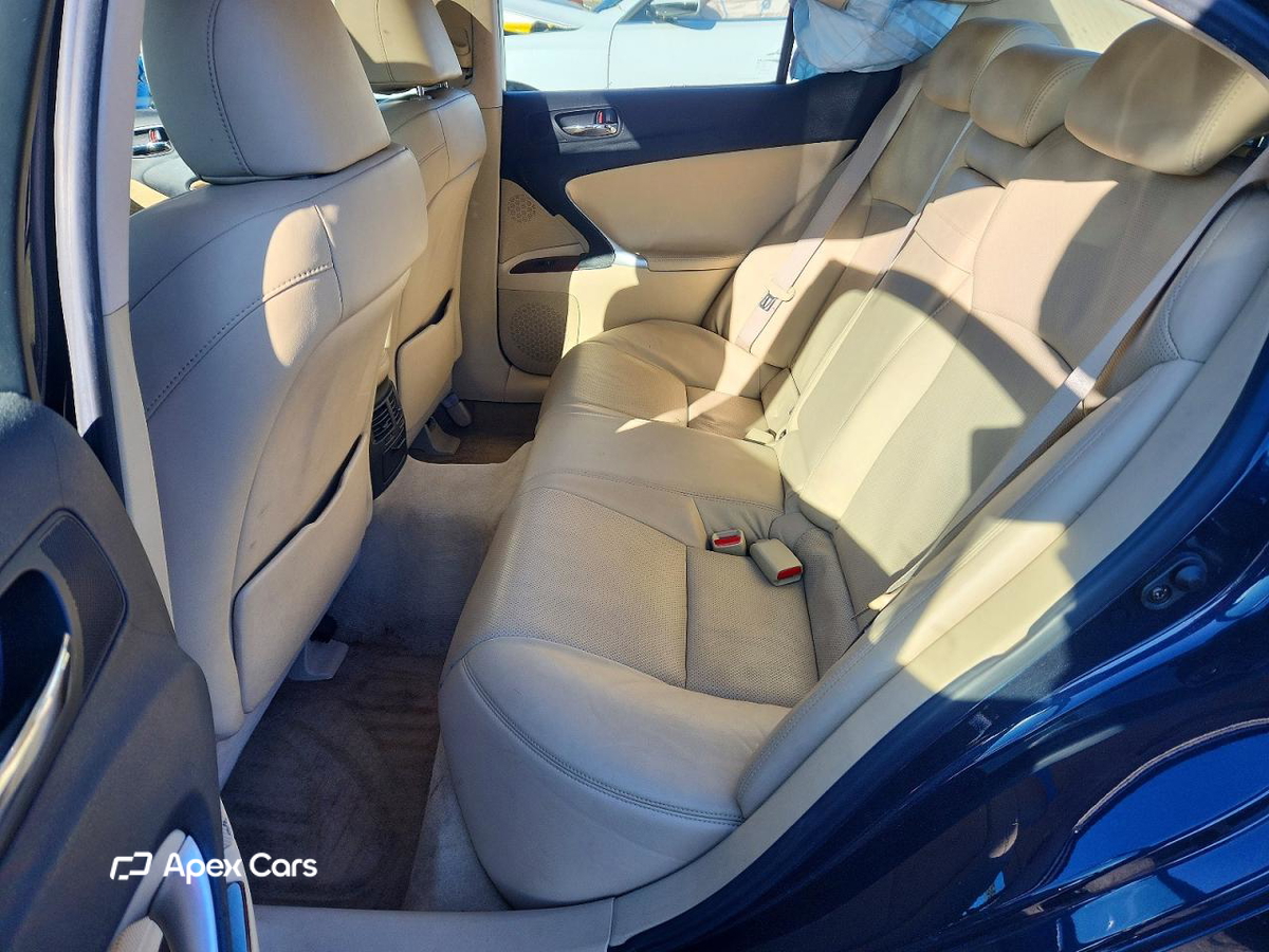 Lexus IS 2006