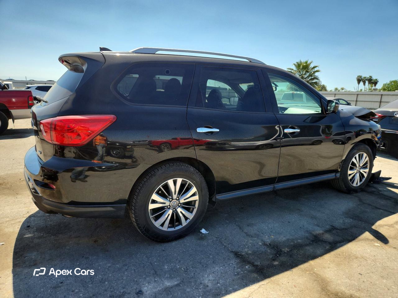 Nissan Pathfinder 2019