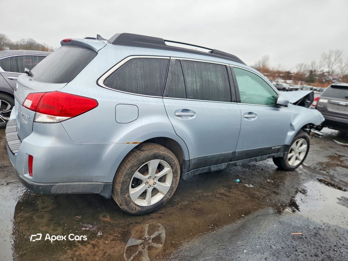 Subaru Outback 2014