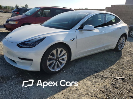 Tesla Model 3 2020 - Image 1 of 12