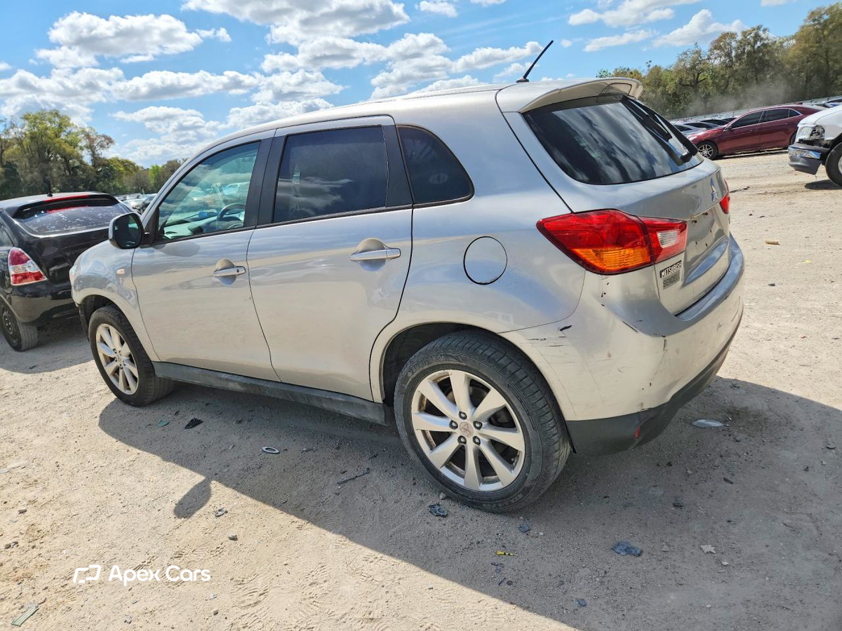 Mitsubishi Outlander 2015