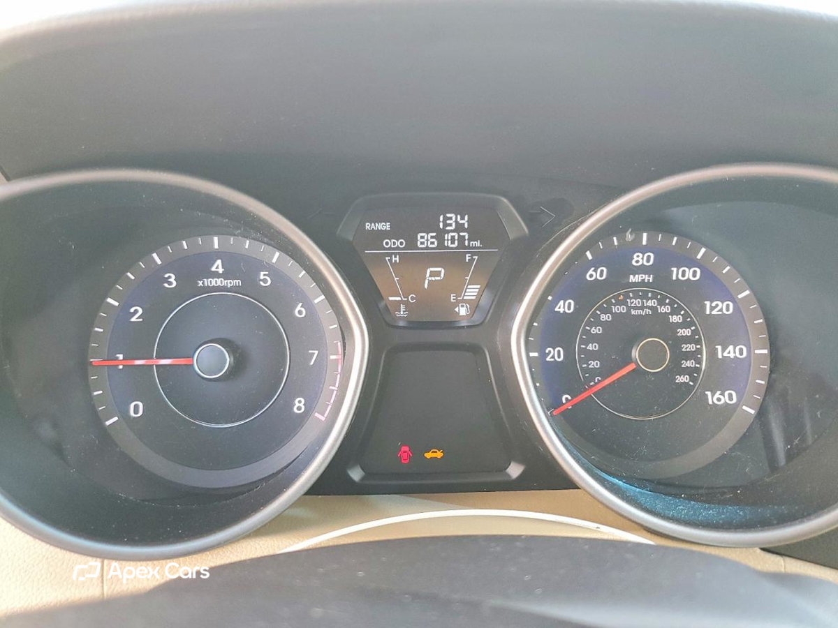 Hyundai Elantra 2013