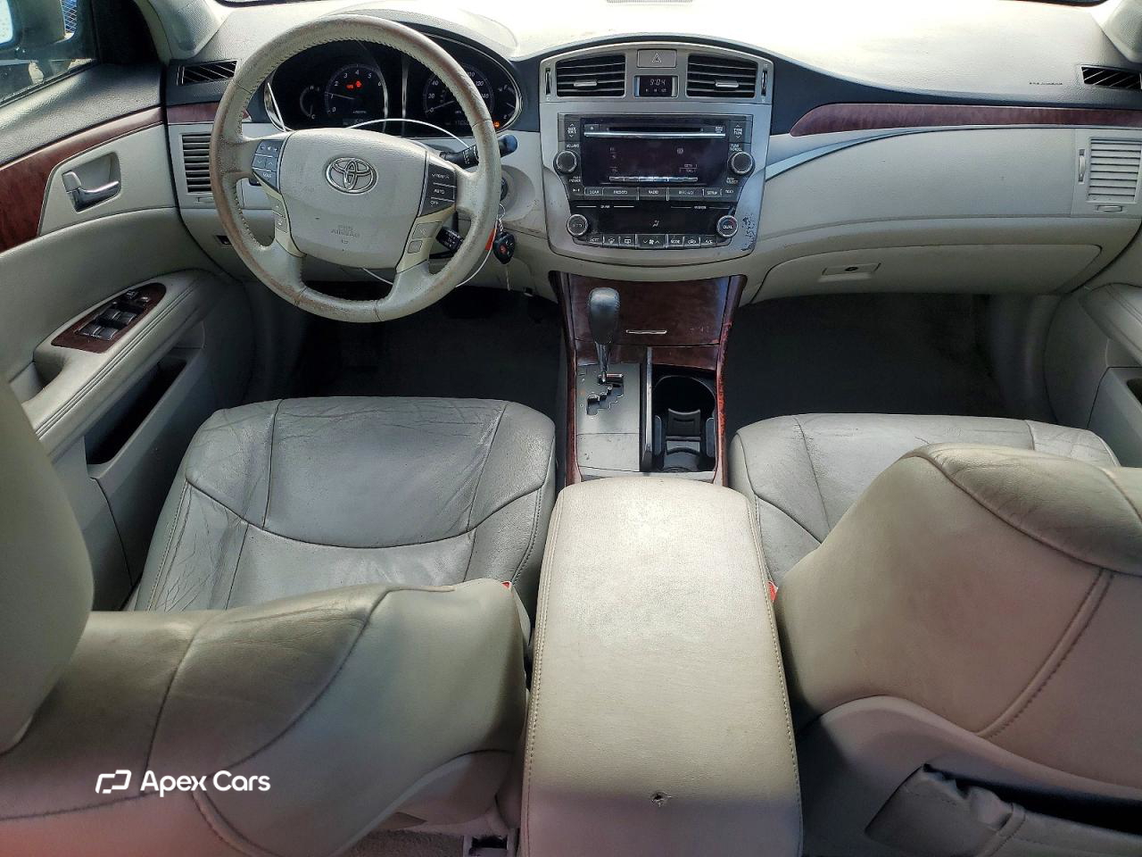 Toyota Avalon 2012