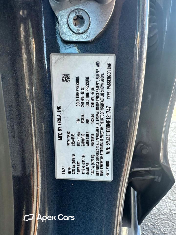 Tesla Model 3 2022