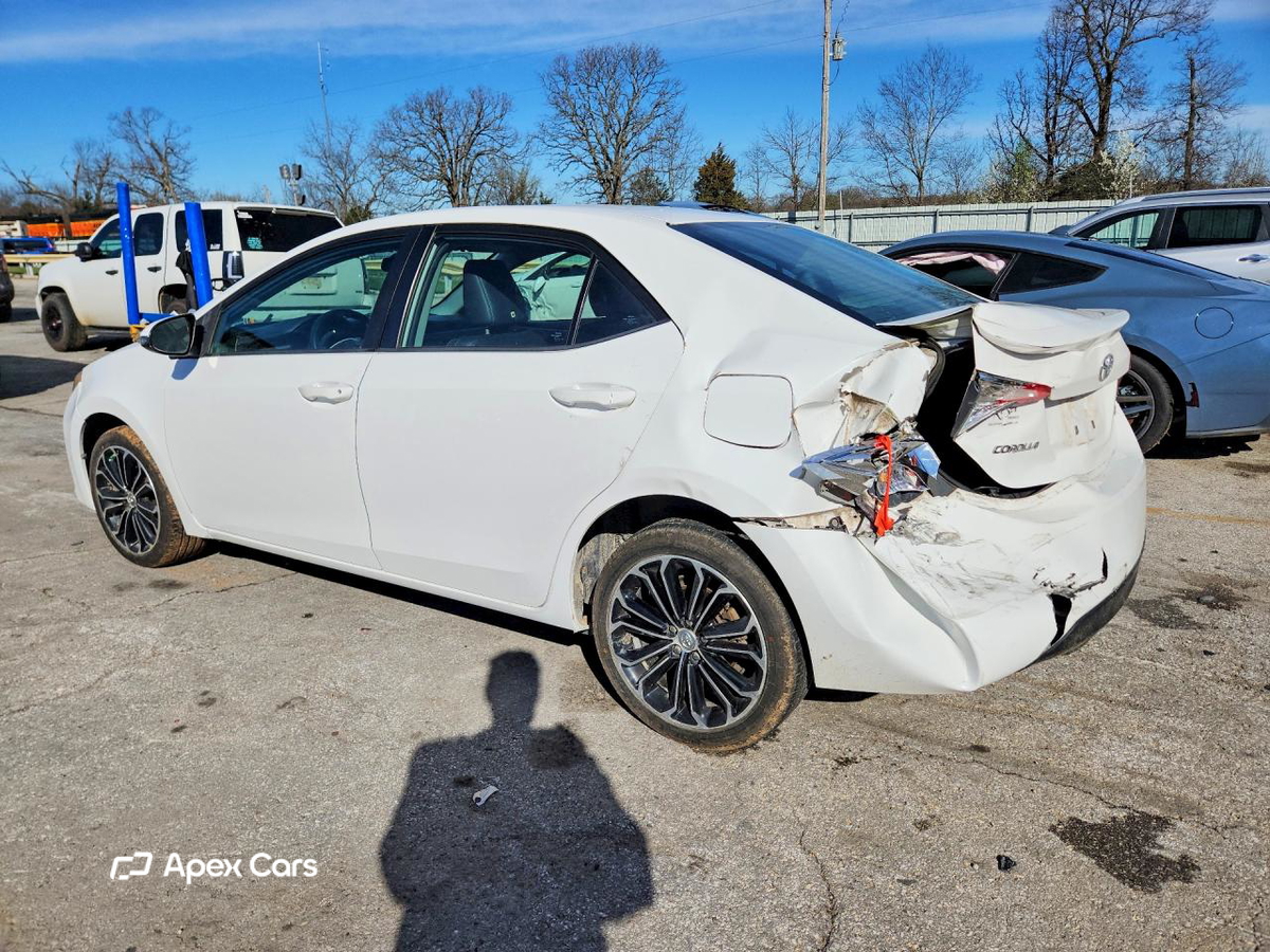 Toyota Corolla 2015