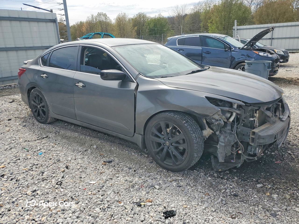 Nissan Altima 2018
