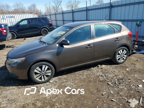Kia Forte 2013 - Image 1 of 12