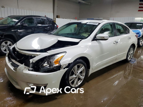Nissan Altima 2015 - Image 1 of 13