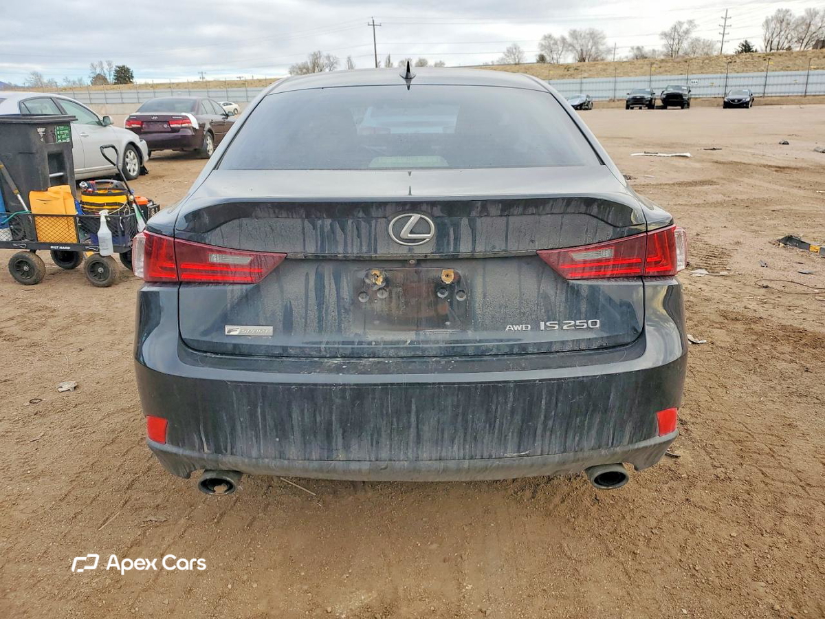 Lexus IS 2015