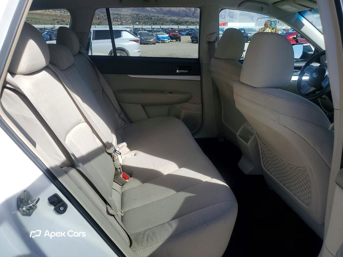 Subaru Outback 2011