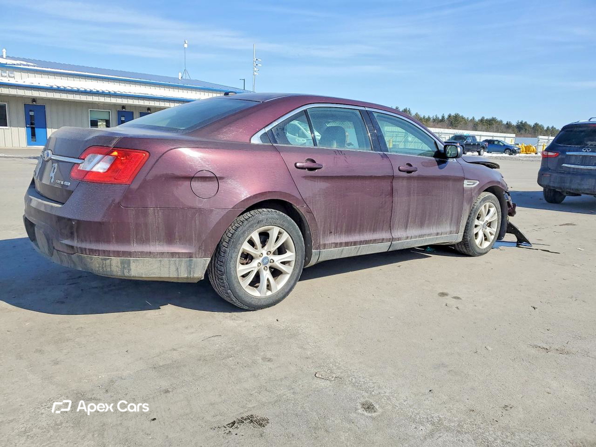 Ford Taurus 2011