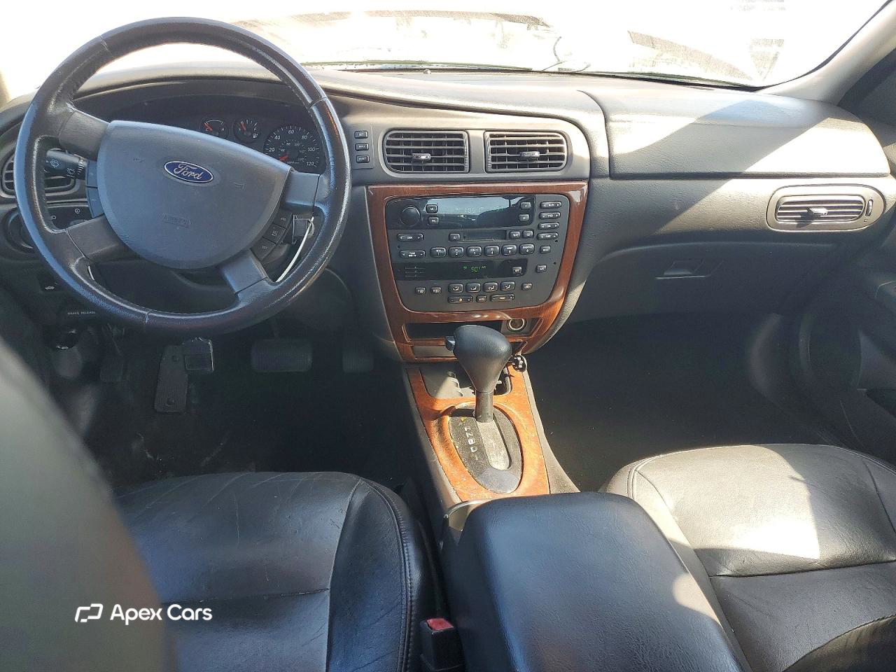 Ford Taurus 2004