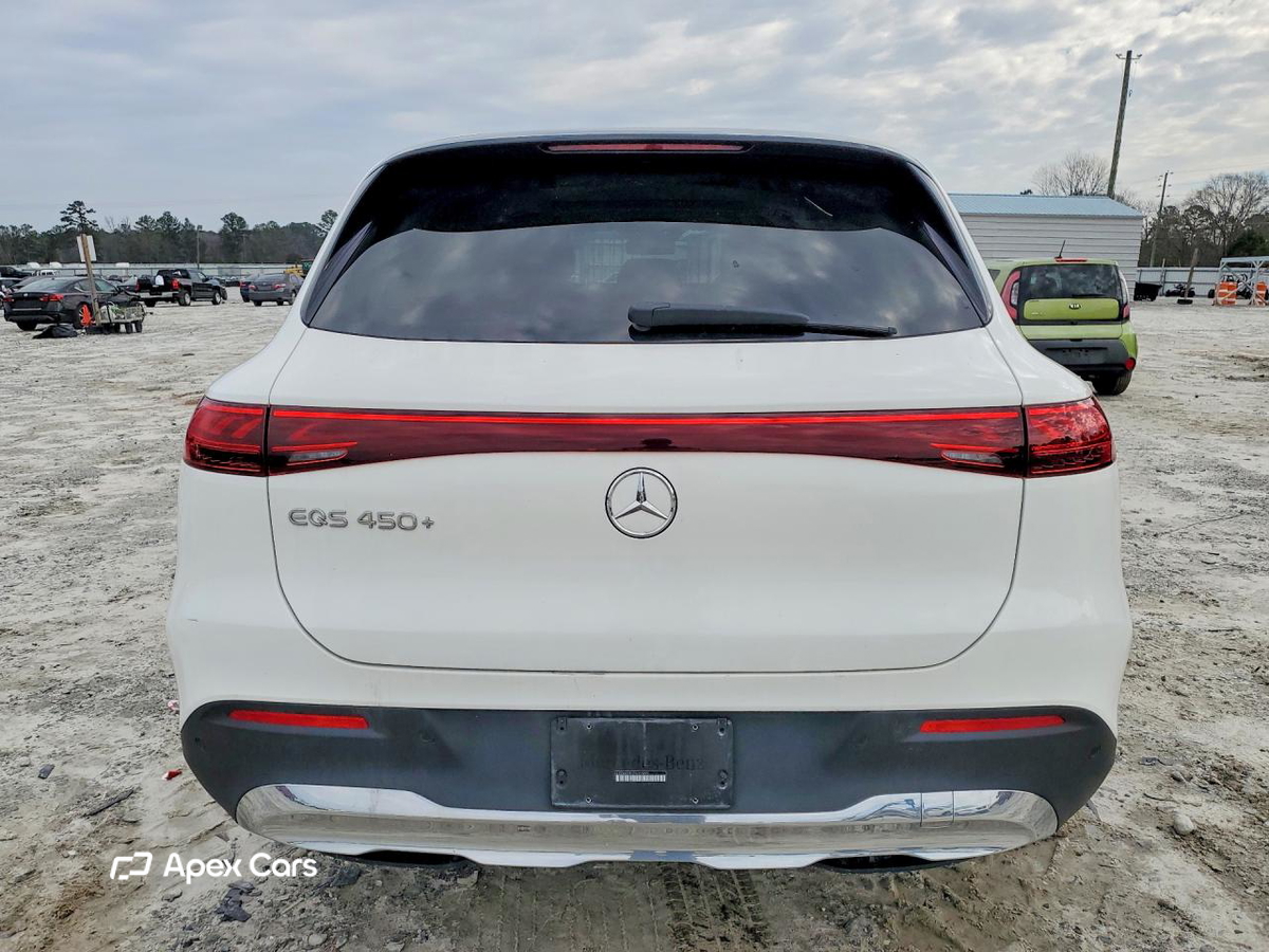 Mercedes-Benz  2023