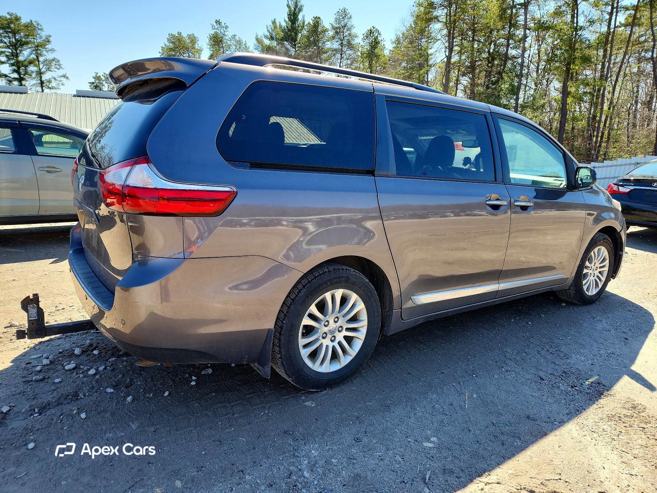 Toyota Sienna 2016