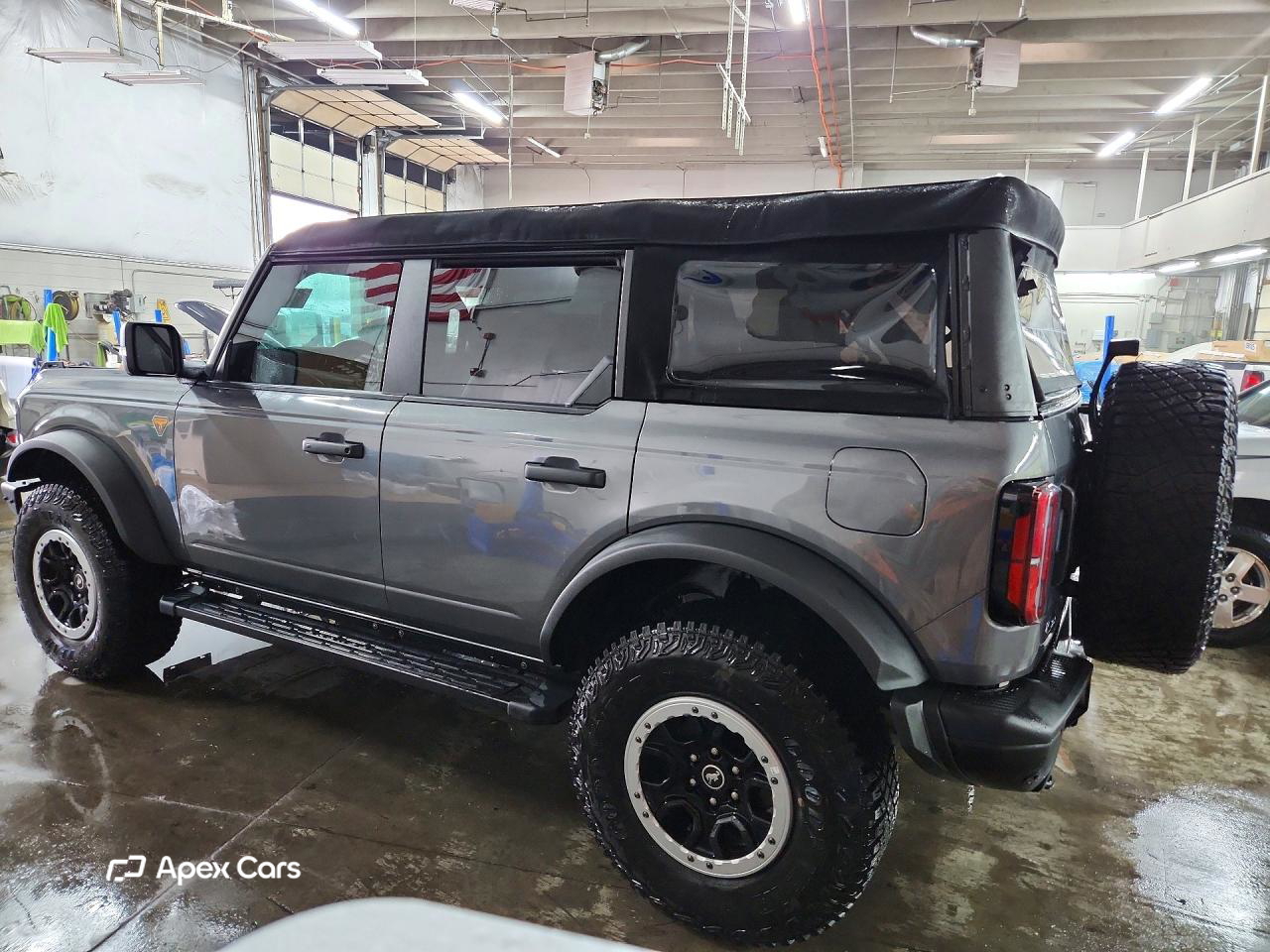 Ford Bronco 2024