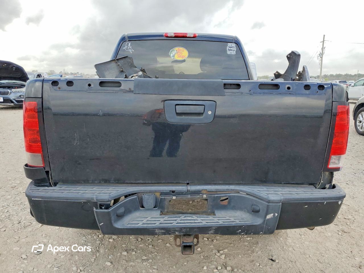 GMC Sierra 2010