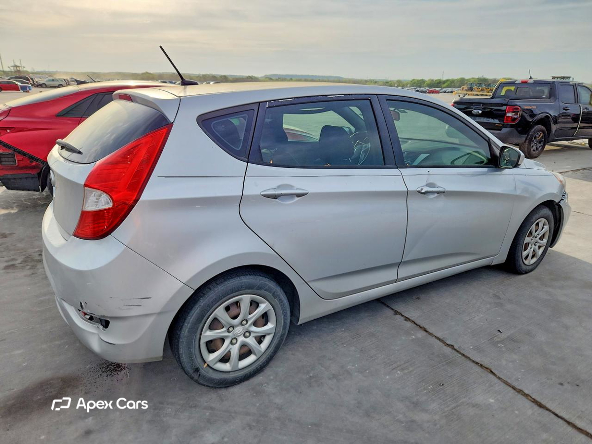 Hyundai Accent 2013