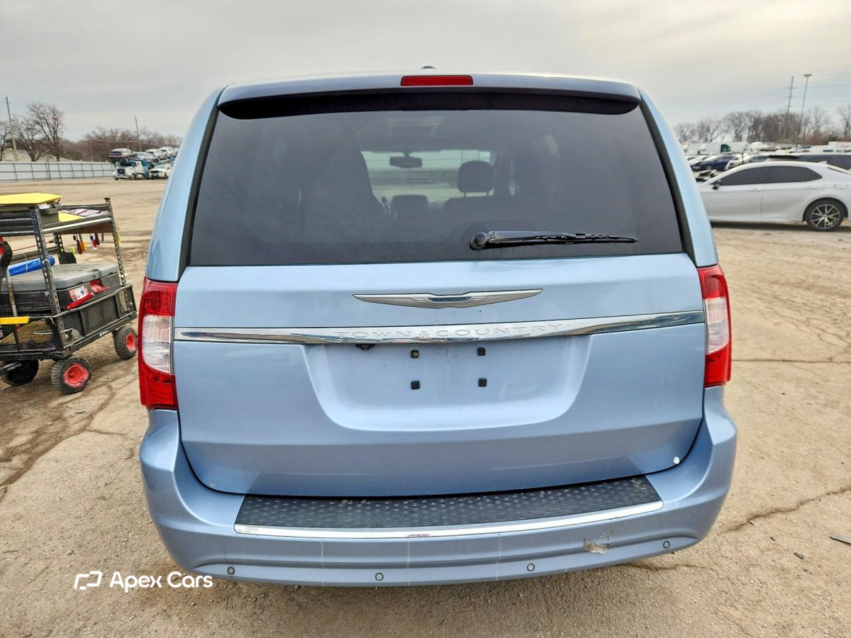 Chrysler Voyager 2013