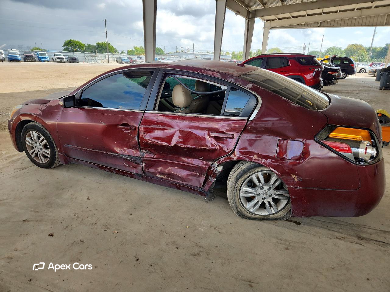 Nissan Altima 2010