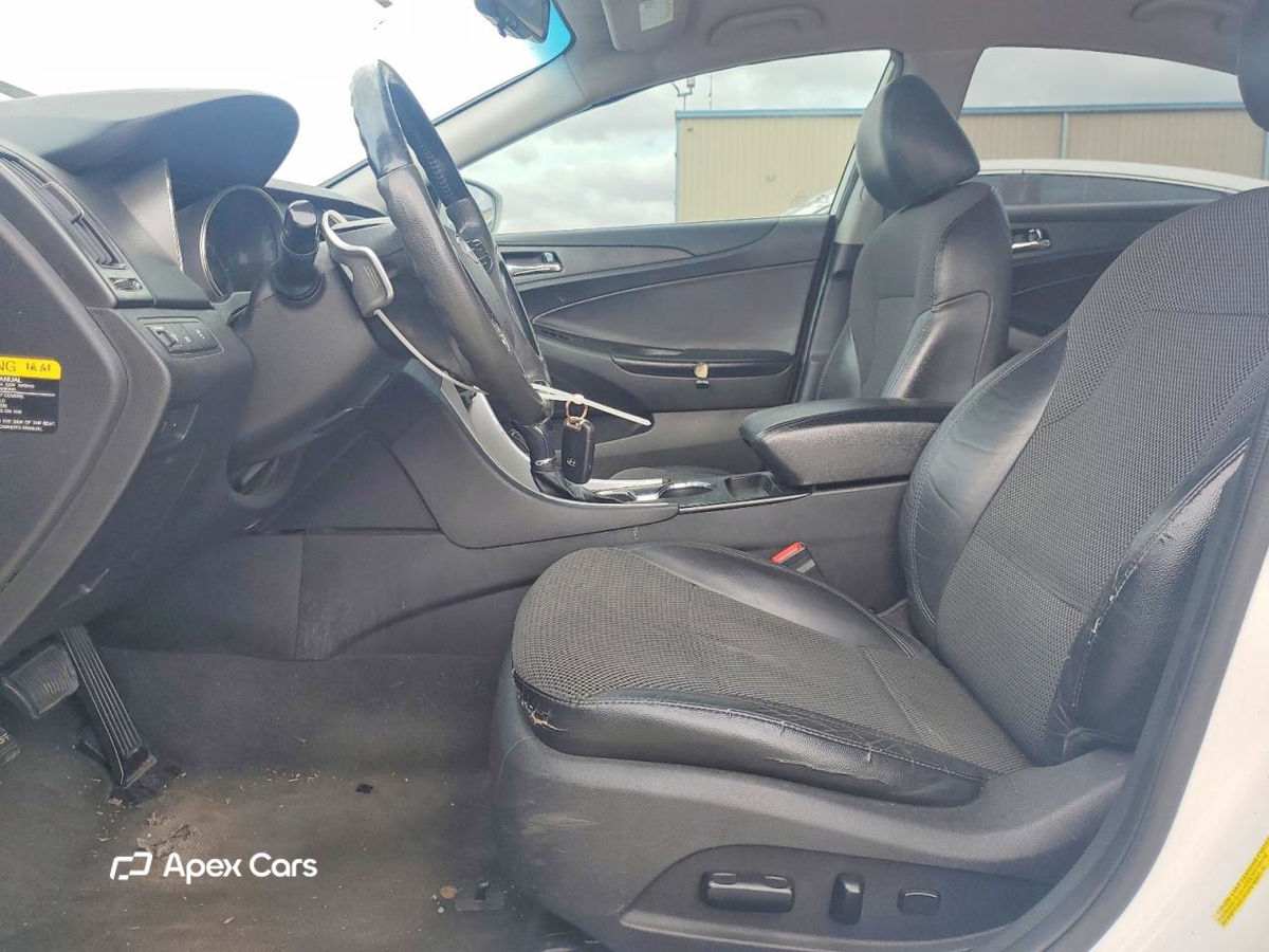 Hyundai Sonata 2012