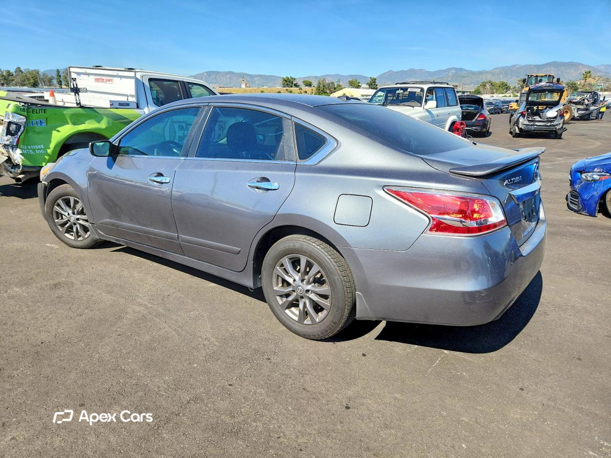 Nissan Altima 2015