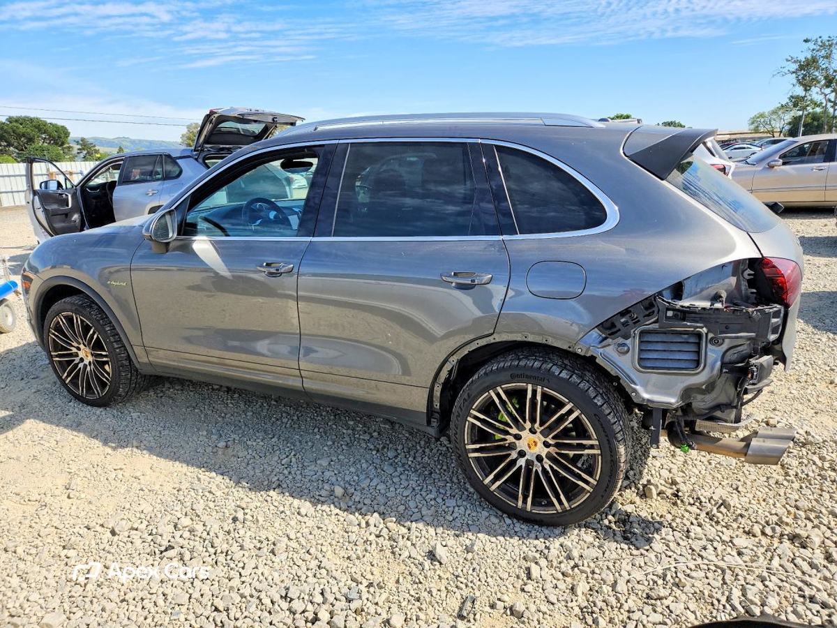 Porsche Cayenne 2016