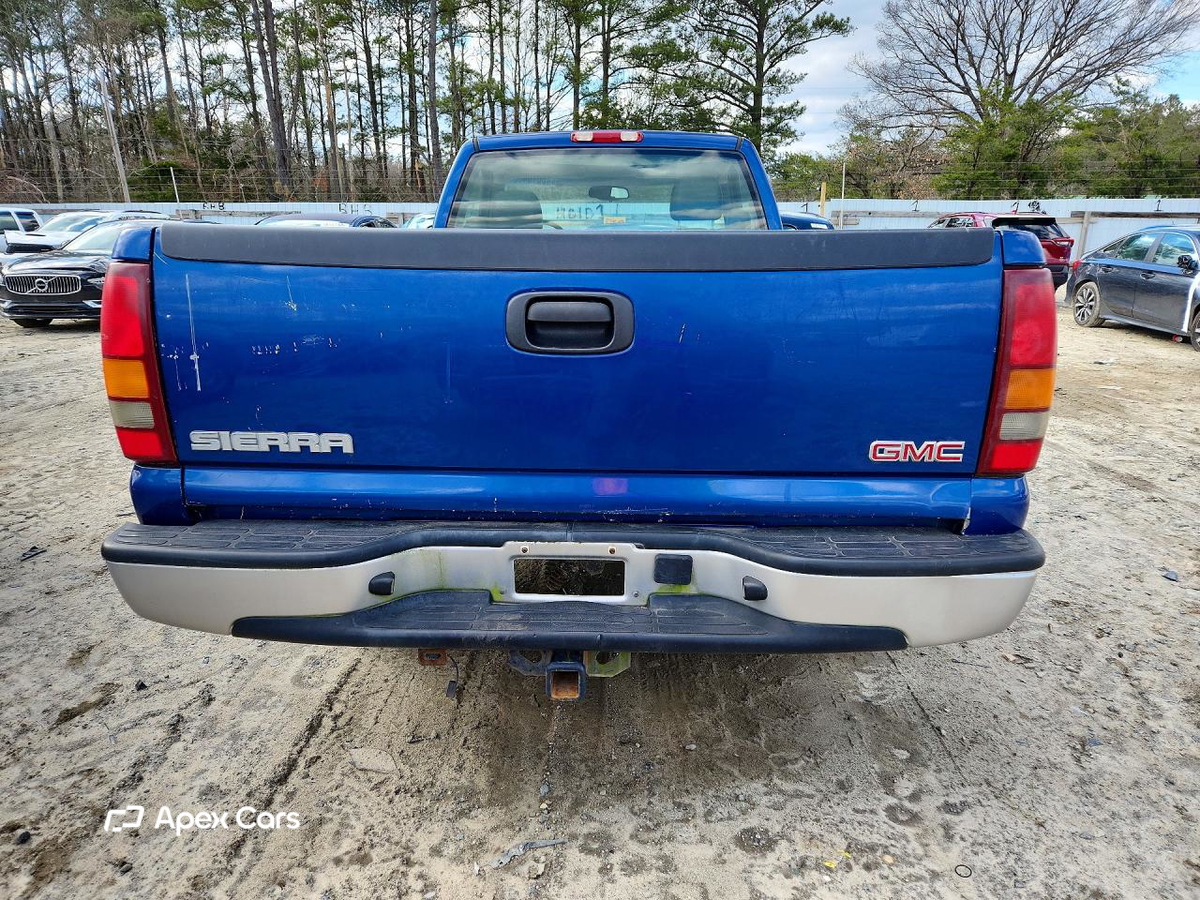 GMC  2003