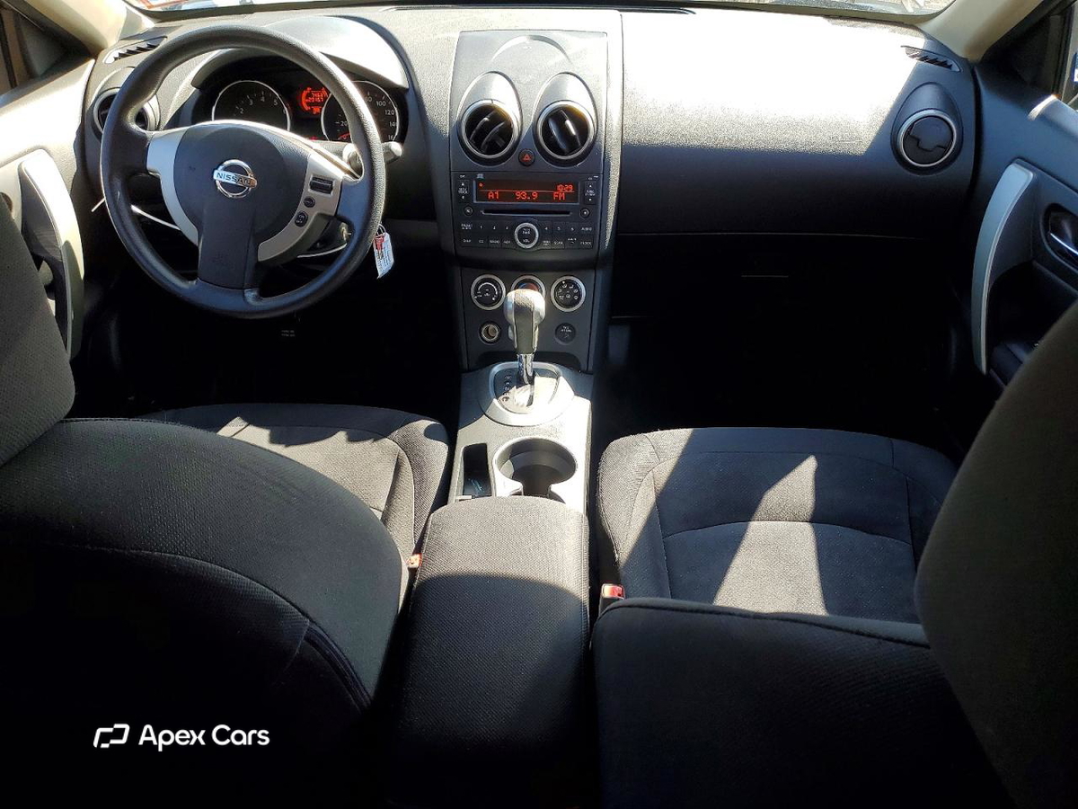 Nissan Rogue 2010