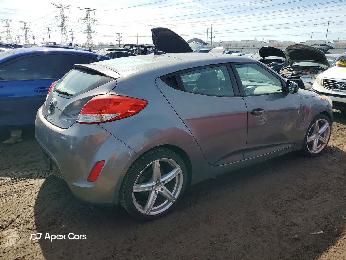 Hyundai Veloster 2012