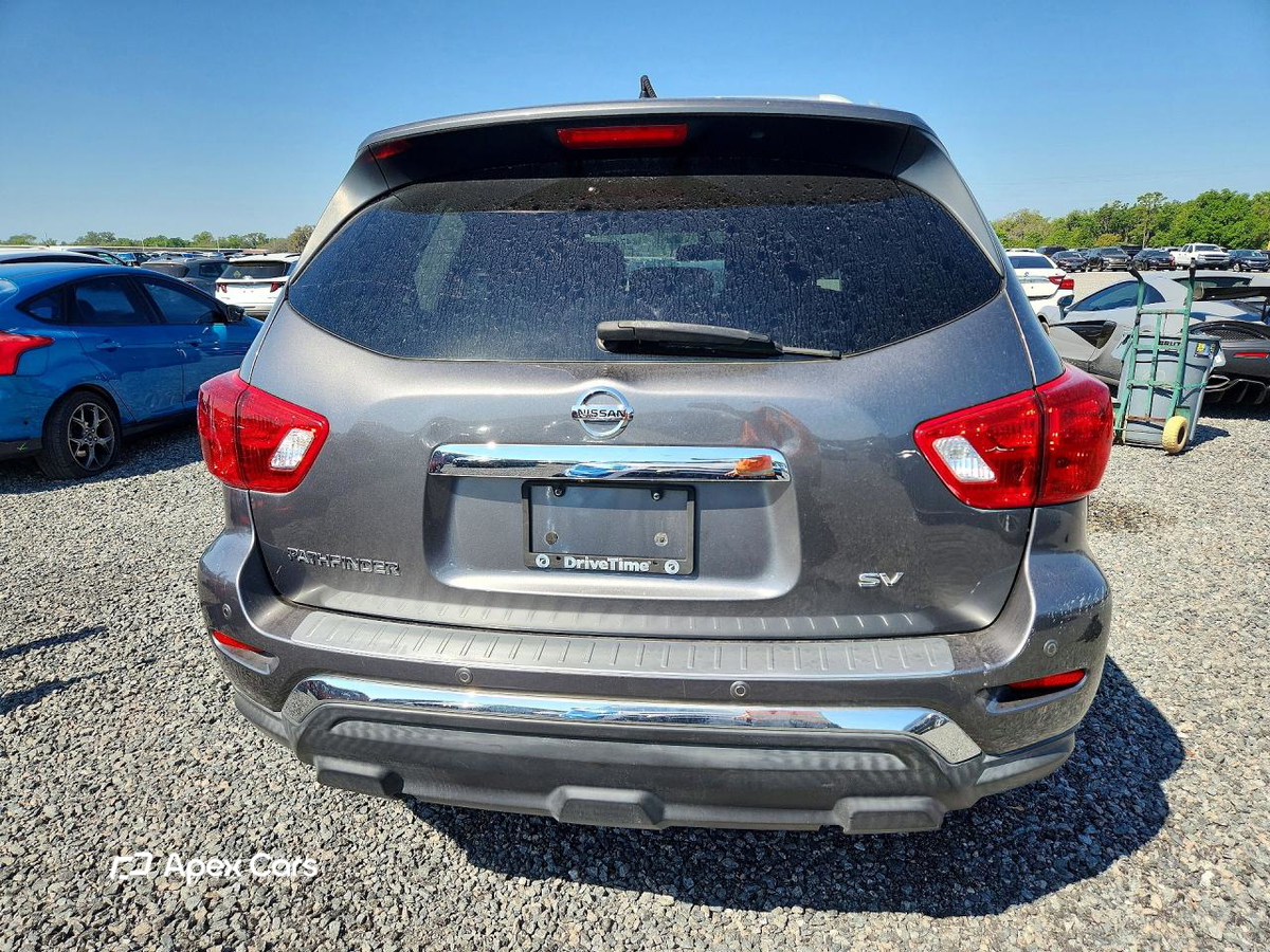 Nissan Pathfinder 2018